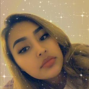 Meet your Posher, Aileen